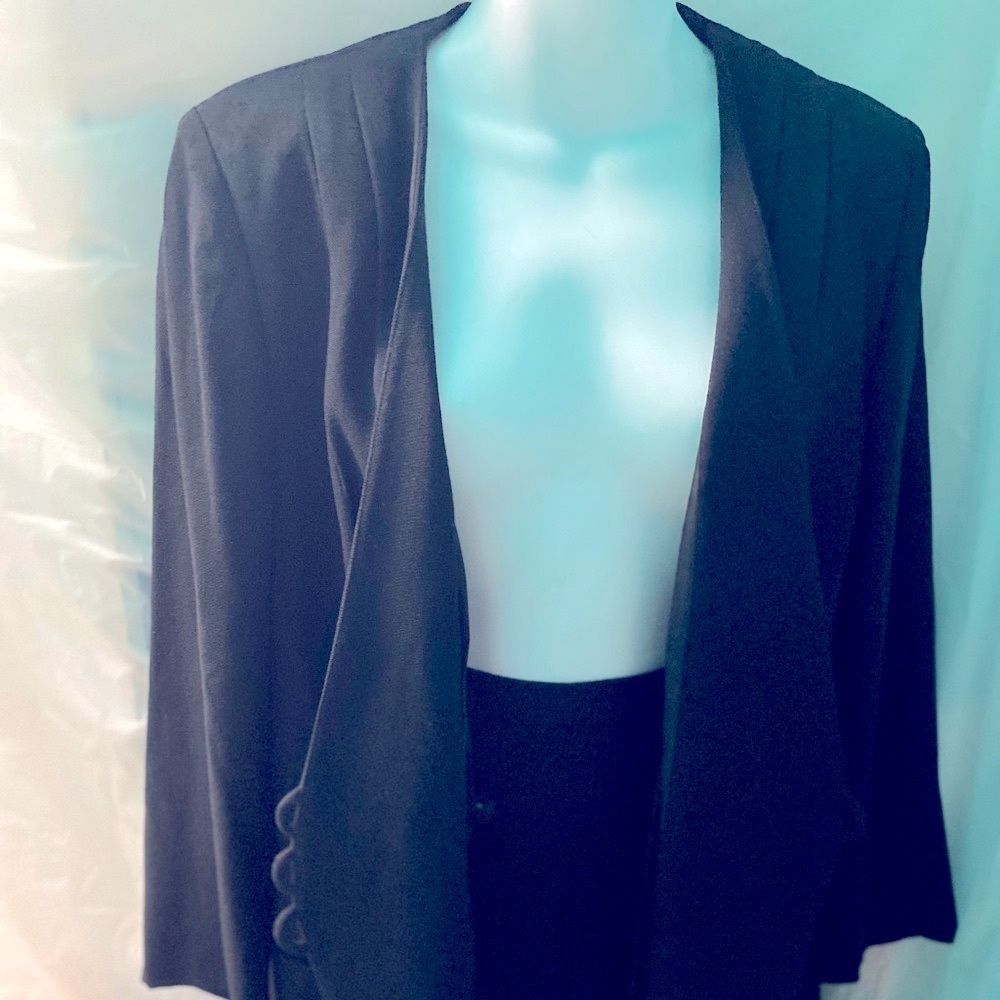 Giorgio Armani by Le Collezioni Black Skirt Suit - Picture 3 of 9